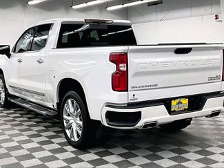 Used 2022 Chevrolet Silverado 1500 High Country w/ High Country Premium Package video 2