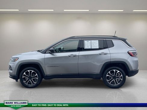 Used 2022 Jeep Compass Limited image 4