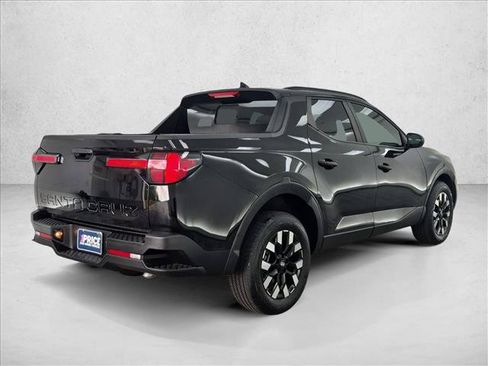 Certified 2025 Hyundai Santa Cruz SEL FWD image 5
