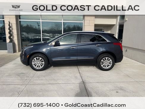 Used 2019 Cadillac XT5 FWD image 2