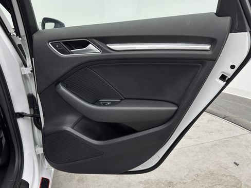 Used 2015 Audi A3 1.8T Premium image 31