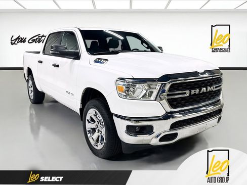 Used 2023 RAM 1500 Big Horn AWD/4WD image 3