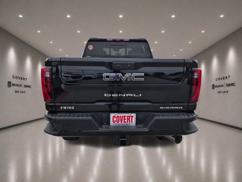 New 2026 GMC Sierra 2500 Denali Ultimate AWD/4WD image 9