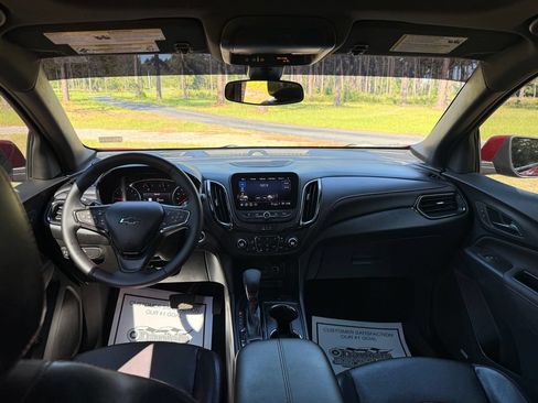 Used 2023 Chevrolet Equinox RS w/ RS Leather Package FWD image 14