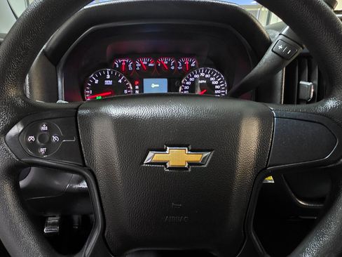 Used 2019 Chevrolet Silverado 1500 Custom w/ Custom Convenience Package image 25