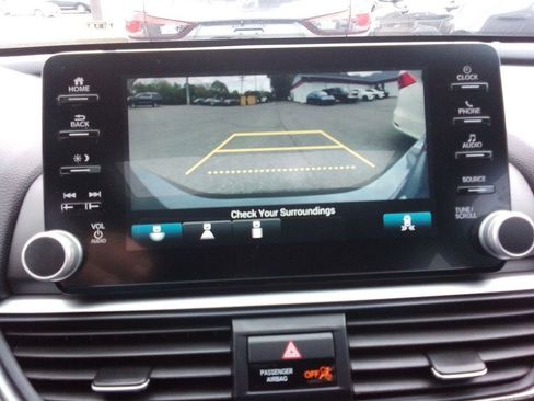 Used 2020 Honda Accord Sport image 14