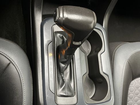 Used 2017 Chevrolet Colorado Z71 image 21