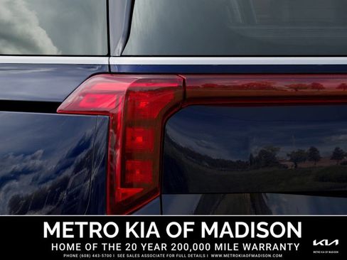New 2026 Kia Carnival EX FWD image 11