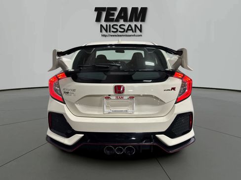 Used 2019 Honda Civic Type R image 5