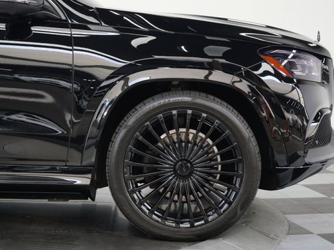 Used 2023 Mercedes-Benz Maybach GLS 600 4MATIC image 57