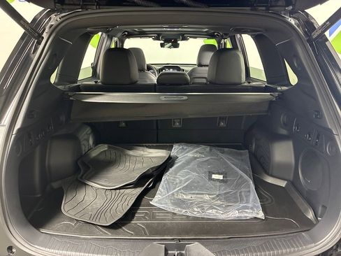 Certified 2025 Subaru Forester Touring w/ Protection Package AWD/4WD image 31