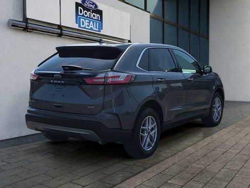 Certified 2024 Ford Edge SEL w/ Convenience Package AWD/4WD image 3