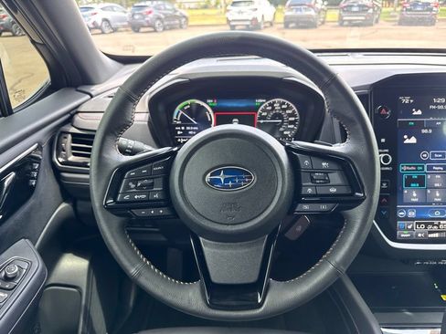 Certified 2025 Subaru Forester Touring w/ Touring Package AWD/4WD image 23