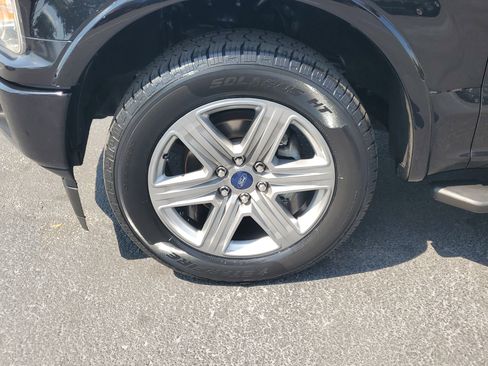 Used 2019 Ford F150 XLT w/ Equipment Group 302A Luxury image 5