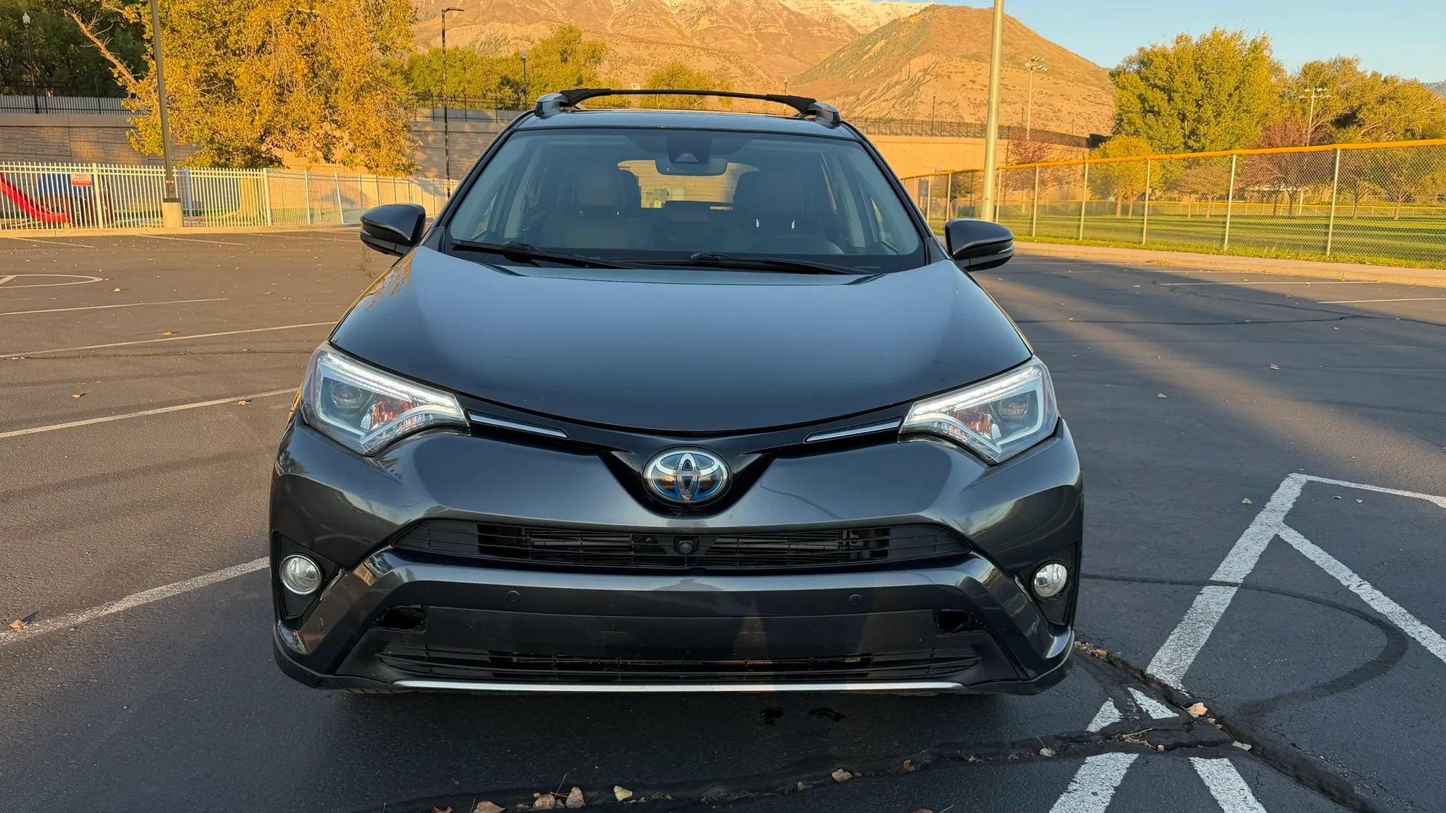 Used 2017 Toyota RAV4 Limited w/ Advanced Technology Package AWD/4WD image 2