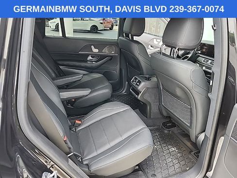 Used 2025 Mercedes-Benz GLS 450 4MATIC image 16