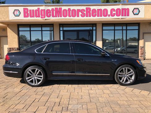 Used 2017 Volkswagen Passat 1.8T R-Line image 1