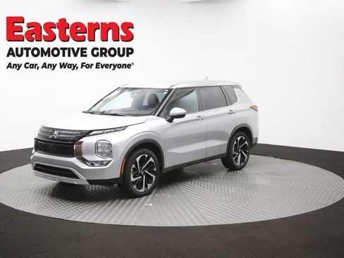 Used 2024 Mitsubishi Outlander SE FWD image 56