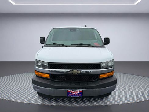 Used 2021 Chevrolet Express 3500 w/ Driver Convenience Package RWD image 15
