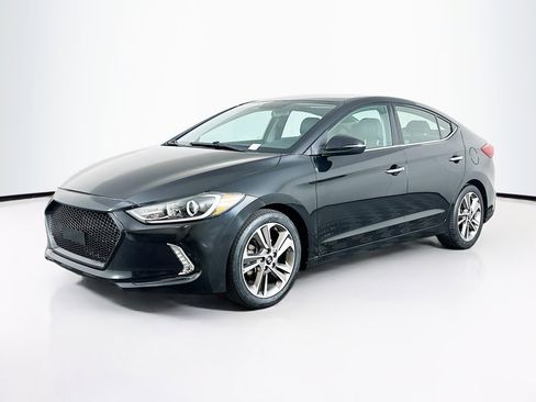 Used 2017 Hyundai Elantra Limited FWD image 3