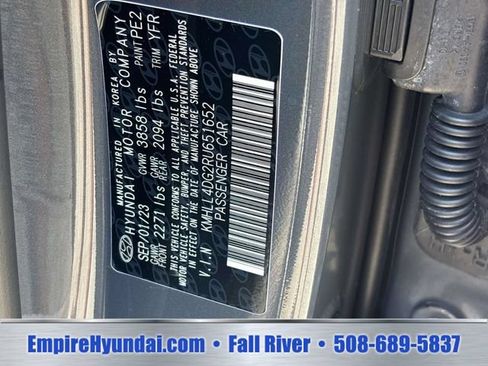 Used 2024 Hyundai Elantra SE FWD image 32