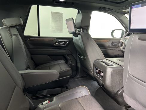 Used 2024 Chevrolet Tahoe High Country w/ Advanced Technology Package image 16