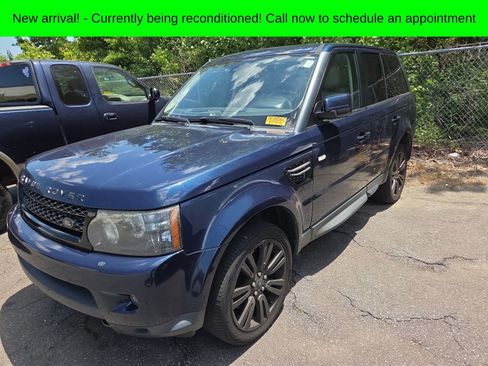 Used 2012 Land Rover Range Rover Sport HSE AWD/4WD image 2