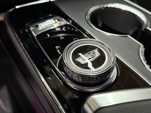 New 2026 Cadillac Lyriq Sport AWD/4WD image 32