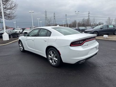 Used 2022 Dodge Charger SXT image 11