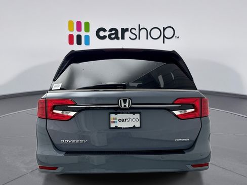 Used 2023 Honda Odyssey Touring image 4