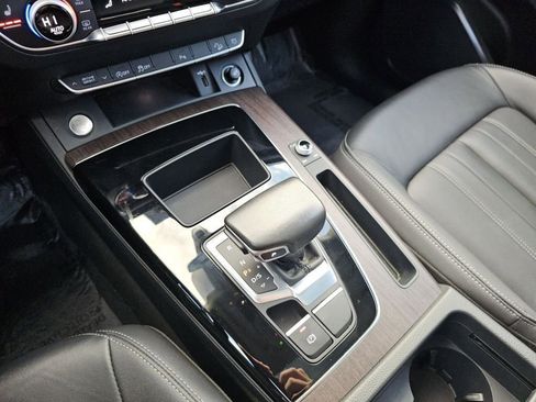 Used 2022 Audi Q5 2.0T Premium image 34