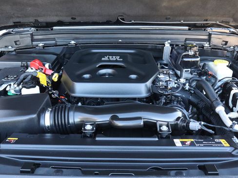 Used 2021 Jeep Wrangler Unlimited Sport image 17