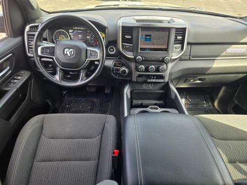 Used 2022 RAM 1500 Big Horn AWD/4WD image 18