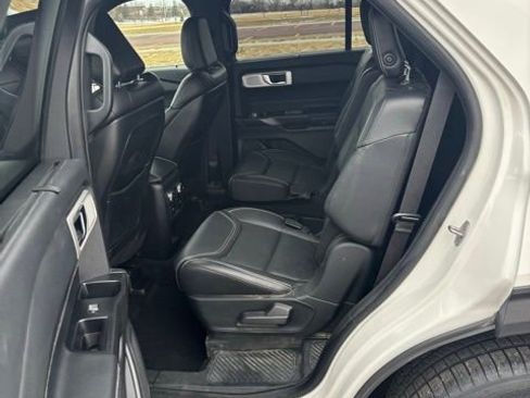 Used 2020 Ford Explorer ST w/ ST Street Pack image 16