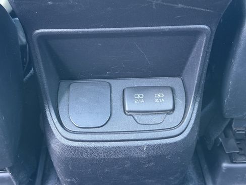 Used 2020 Subaru Ascent Limited w/ Technology Package image 29