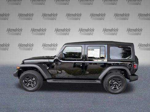 Used 2026 Jeep Wrangler Sport image 6