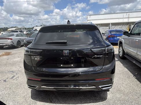 Used 2025 Buick Envision Avenir AWD/4WD image 9