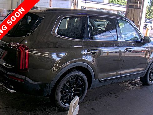 Used 2021 Kia Telluride EX w/ EX Premium Package AWD/4WD image 4