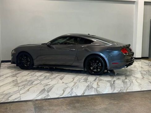 Used 2018 Ford Mustang Coupe w/ Equipment Group 101A RWD image 9