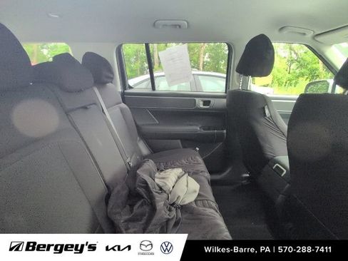Used 2024 Hyundai Santa Fe SE AWD/4WD image 8
