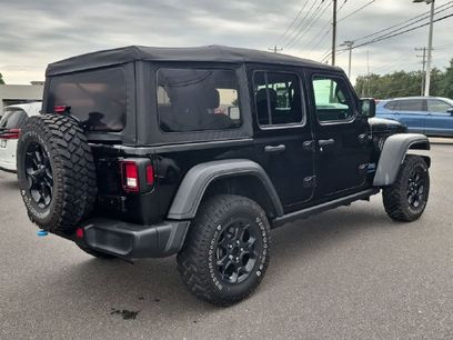 Used 2023 Jeep Wrangler Unlimited w/ Cold Weather Group