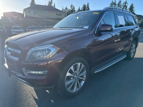 Used 2014 Mercedes-Benz GL 450 4MATIC image 3