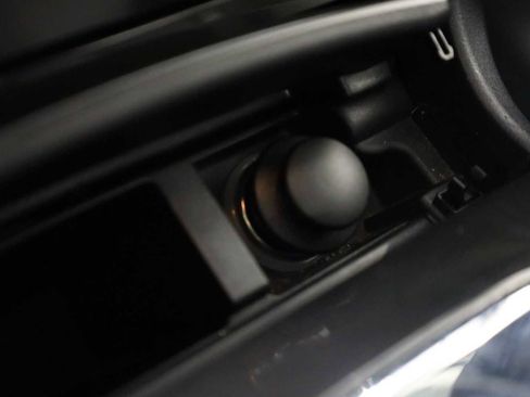 Used 2011 Mitsubishi Lancer Evolution MR image 32