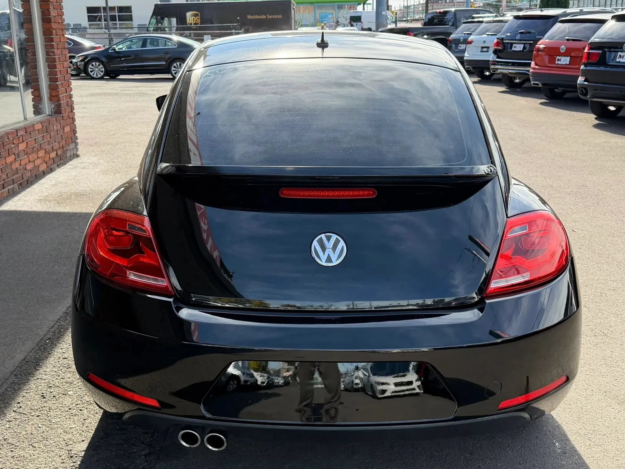 Used 2012 Volkswagen Beetle 2.5 FWD image 4