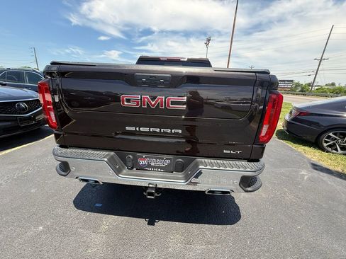 Used 2020 GMC Sierra 1500 SLT w/ SLT Premium Plus Package AWD/4WD image 4