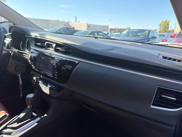 Used 2016 Toyota Corolla LE FWD image 22