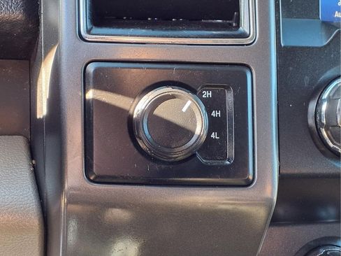 Used 2019 Ford F150 XLT w/ Equipment Group 302A Luxury image 21