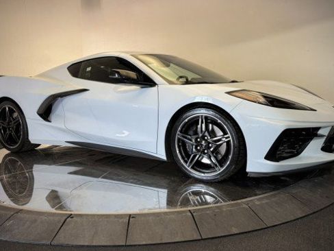 Used 2023 Chevrolet Corvette Stingray Premium Cpe w/ Z51 Performance Package image 15