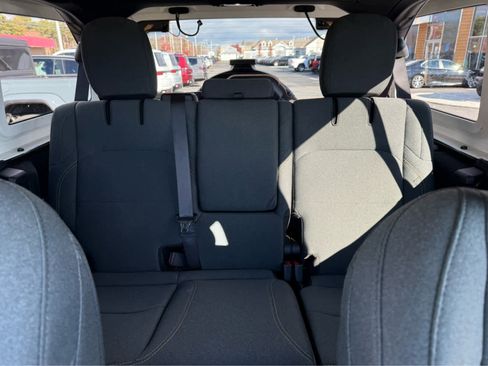 Used 2024 Jeep Wrangler Sport S w/ Convenience Group image 25