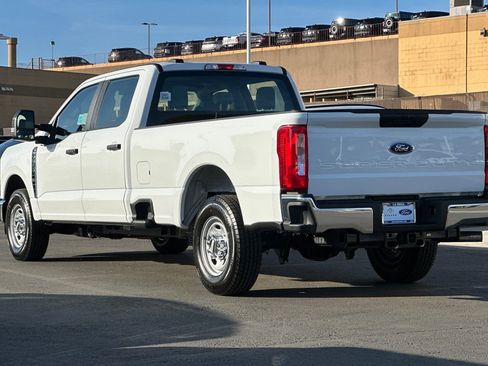 New 2026 Ford F250 XL w/ XL Chrome Package image 5